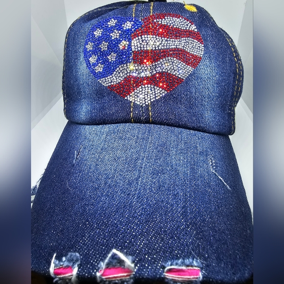 NWT USA 🇺🇸  💙 HEART FLAG - Picture 8 of 8